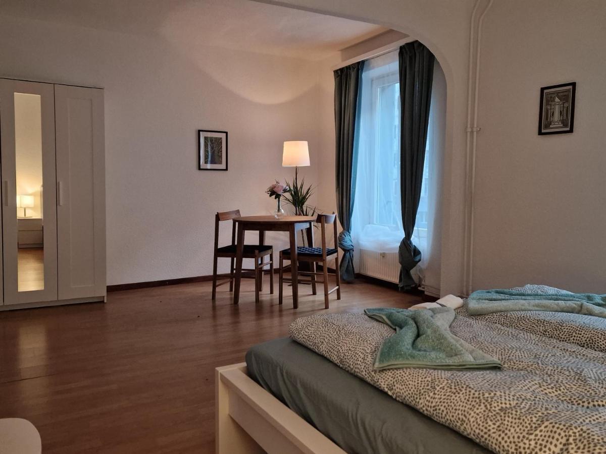 Privatunterkunft Bastis City